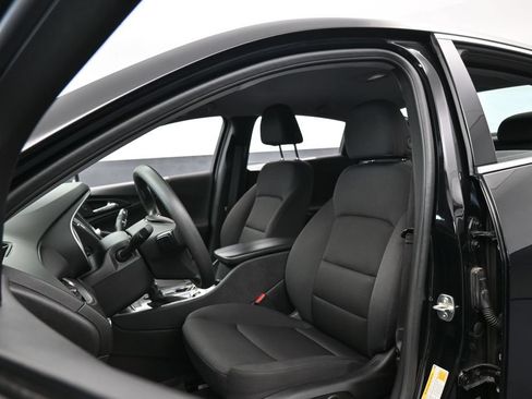 Used 2024 Chevrolet Malibu LT FWD image 10