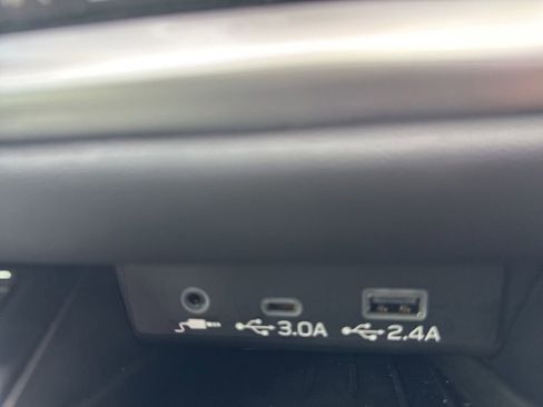 Used 2025 Subaru Outback Touring XT image 12