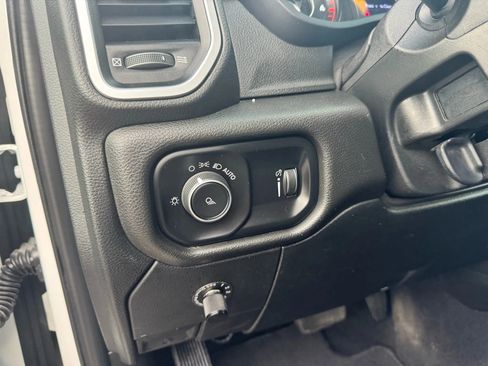 Used 2021 RAM 2500 Big Horn image 20