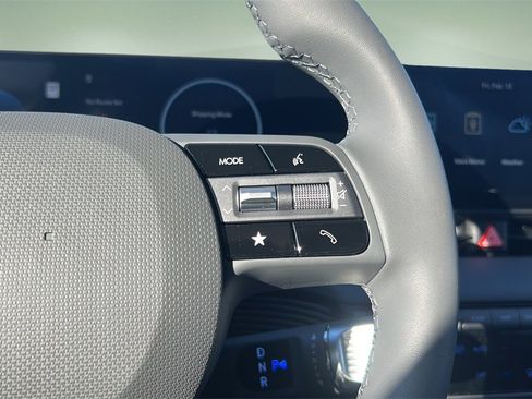 Certified 2025 Hyundai Ioniq 5 SE image 27