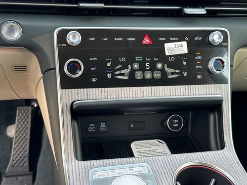 New 2026 Genesis GV80 3.5T Prestige image 32