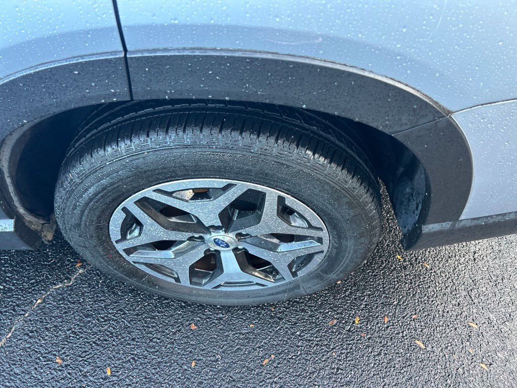 Certified 2023 Subaru Forester Premium AWD/4WD image 13