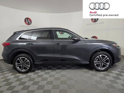 Certified 2025 Audi Q5 Premium Plus w/ Premium Plus AWD/4WD image 3