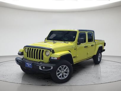 Used 2023 Jeep Gladiator Sport