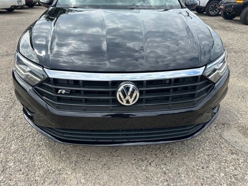 Used 2021 Volkswagen Jetta R-Line w/ R-Line Cold Weather Package image 15