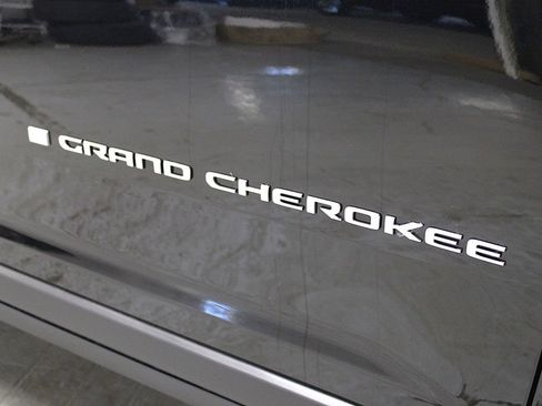 New 2026 Jeep Grand Cherokee Laredo X AWD/4WD image 39