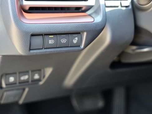 New 2026 Toyota Prius Plug-In Hybrid FWD image 17
