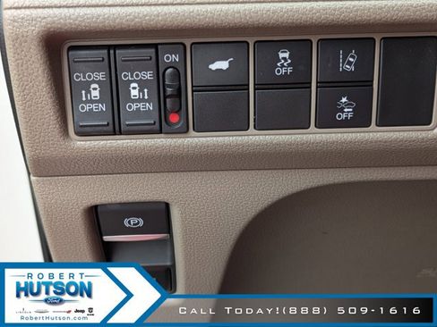 Used 2018 Honda Odyssey EX-L image 26