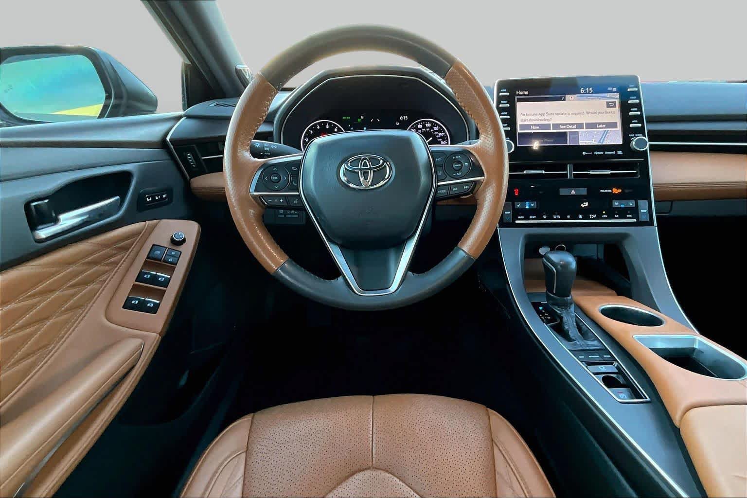 Used 2020 Toyota Avalon Limited FWD image 6