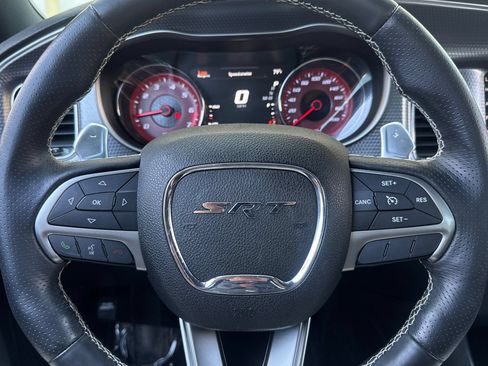 Used 2015 Dodge Charger SRT Hellcat RWD image 23