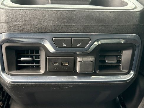 Used 2020 GMC Sierra 2500 SLT w/ SLT Premium Plus Package image 29