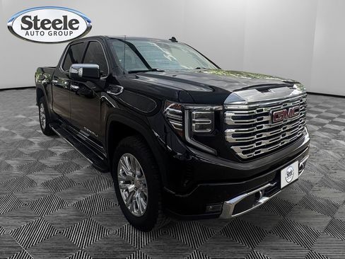Used 2025 GMC Sierra 1500 Denali AWD/4WD image 7