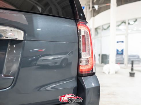 Used 2019 GMC Yukon Denali w/ Denali Ultimate Package image 50