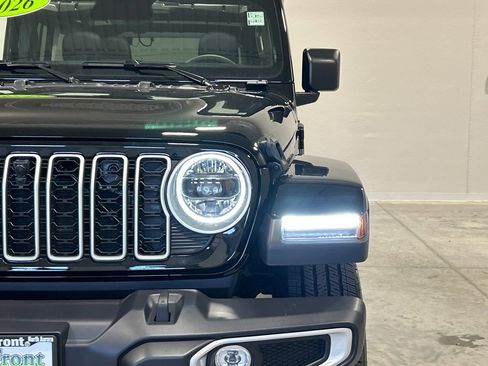 Used 2026 Jeep Wrangler Sahara image 10