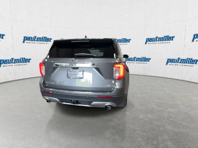 Used 2024 Ford Explorer Limited w/ Limited Technology Package AWD/4WD image 10