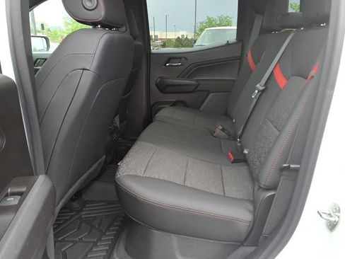 Used 2024 Chevrolet Colorado Z71 w/ Z71 Convenience Package 2 AWD/4WD image 20