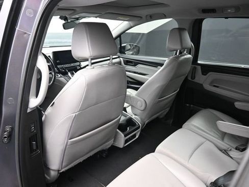 Used 2018 Honda Odyssey EX-L image 15