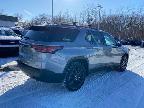 Used 2023 Chevrolet Traverse RS w/ LPO, Floor Liner Package image 5