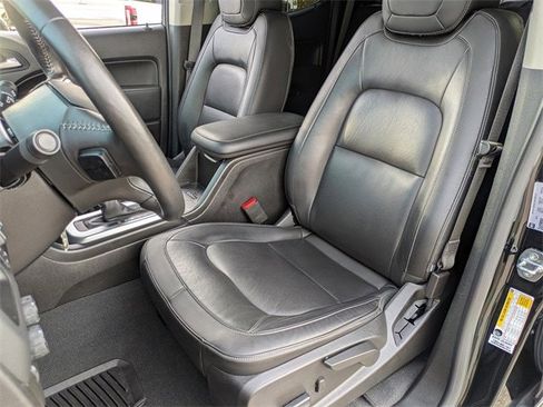 Used 2022 Chevrolet Colorado ZR2 image 16