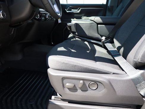 New 2026 GMC Sierra 1500 Elevation image 11