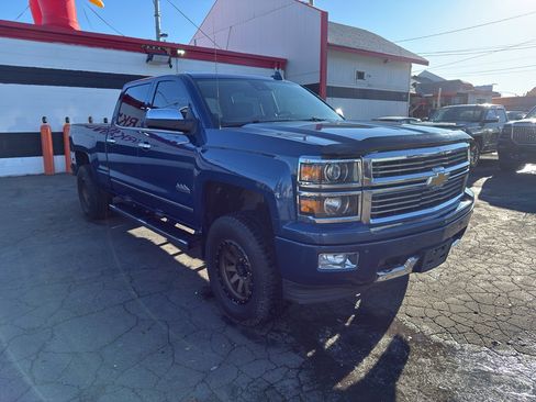 Used 2015 Chevrolet Silverado 1500 High Country w/ High Country Premium Package image 8