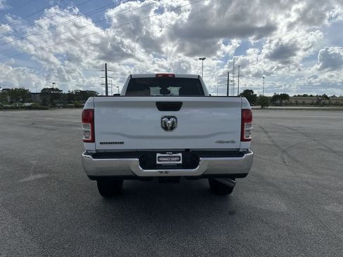 Used 2024 RAM 2500 Big Horn AWD/4WD image 8