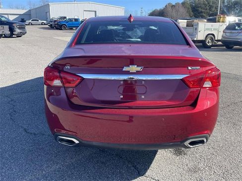 Used 2019 Chevrolet Impala Premier w/ Premier Confidence Package image 5