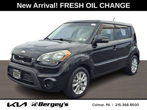 Used 2013 Kia Soul + FWD image 1