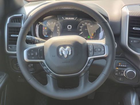 New 2026 RAM 1500 4x4 Crew Cab image 18