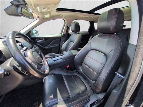 Used 2018 Jaguar F-PACE Prestige AWD/4WD image 15