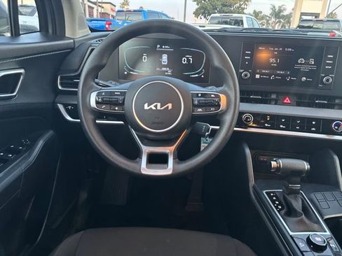 Used 2024 Kia Sportage LX image 13