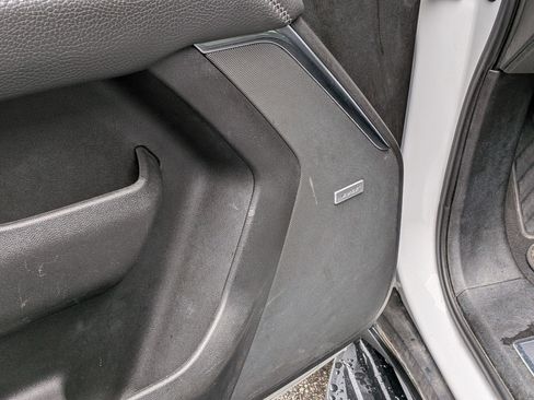 Used 2023 GMC Yukon Denali image 13