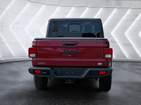 Used 2021 Jeep Gladiator Sport AWD/4WD image 5