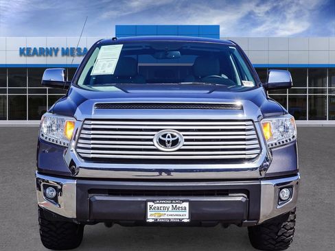 Used 2017 Toyota Tundra Limited w/ Limited Premium Package RWD image 2