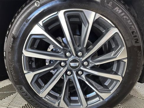 Used 2025 Cadillac Lyriq Sport image 40