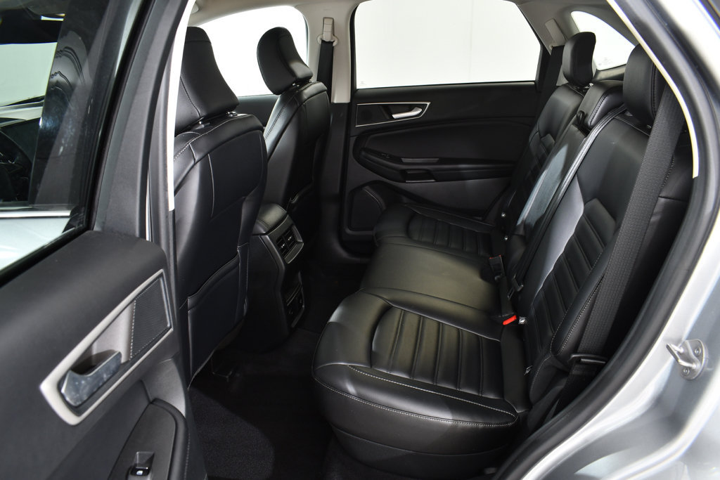 Used 2023 Ford Edge SEL w/ Convenience Package AWD/4WD image 13