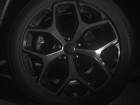 Used 2025 Jeep Compass Limited image 12