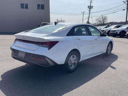 New 2026 Hyundai Elantra SE image 20