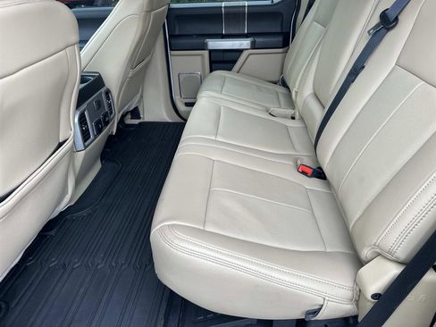 Used 2020 Ford F250 Lariat w/ Lariat Value Package image 14