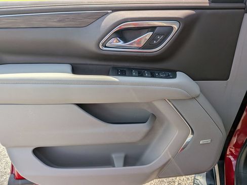 Used 2021 Chevrolet Tahoe Z71 AWD/4WD image 35