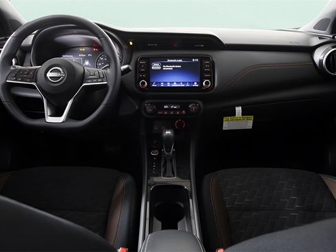 Used 2024 Nissan Kicks SR w/ Exterior Package image 19
