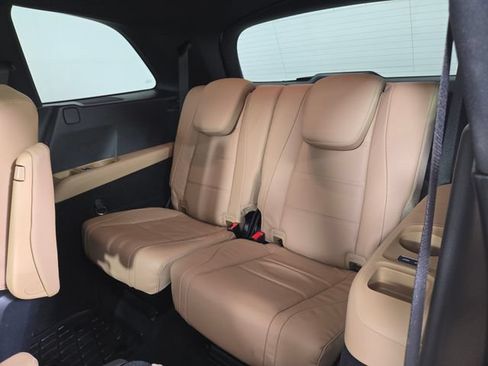 Certified 2026 Mercedes-Benz GLS 450 4MATIC image 19