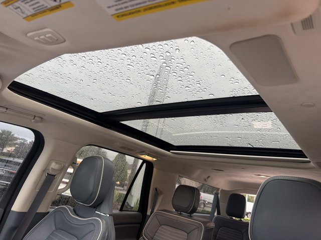 Used 2024 Lincoln Navigator L Black Label AWD/4WD image 33