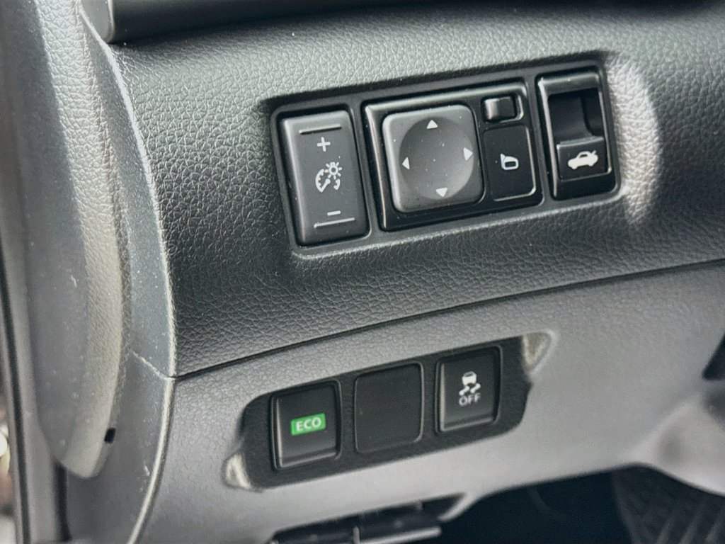 Used 2019 Nissan Sentra S FWD image 11