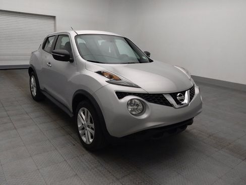 Used 2016 Nissan Juke S FWD image 13