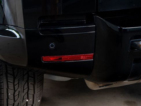 Used 2023 Land Rover Defender 110 X image 25