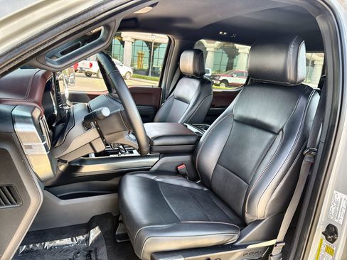 Used 2023 Ford F150 Lariat AWD/4WD image 11