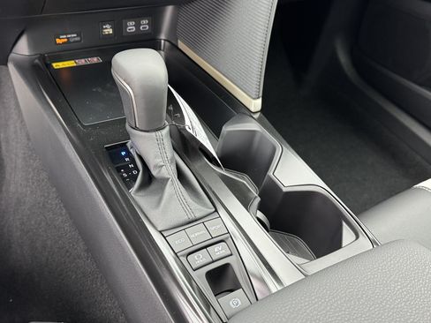 New 2026 Toyota Camry SE FWD image 19
