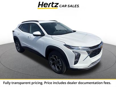 Used 2025 Chevrolet Trax LT