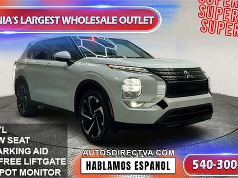 Used 2022 Mitsubishi Outlander SE image 1